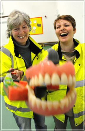 Saturday 9th February the team were in action in Holmes Chapel Road and Brooks Lane when they were astonished to find a set of false teeth during a town tidy-up. A mobile phone was found too which was subsequently returned to it's owner.