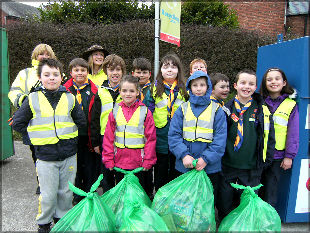 Twelve youngsters with litter pickers is something to behold...one of them found a ten pound note!