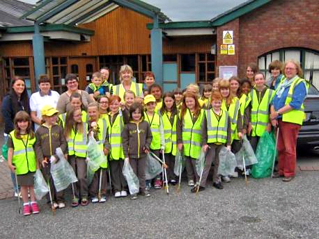 The Clean Team and the Brownies met up on
        Monday, 14th July and spent time litter picking around the canal side and St Michael and All Angels church yard.