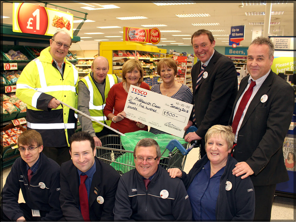 Tesco donates £500 to MCT. Photo - Stephen Dent.